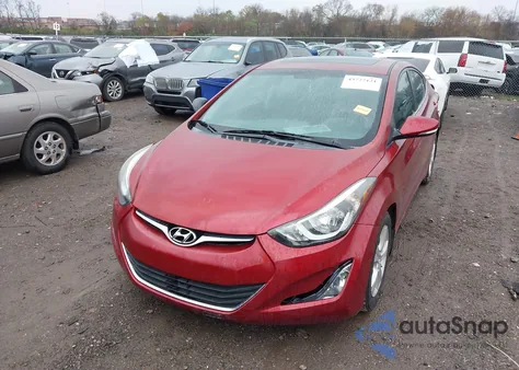 2016 Hyundai Elantra Value Edition z USA, uszkodzony, nr VIN 5NPDH4AE5GH732455